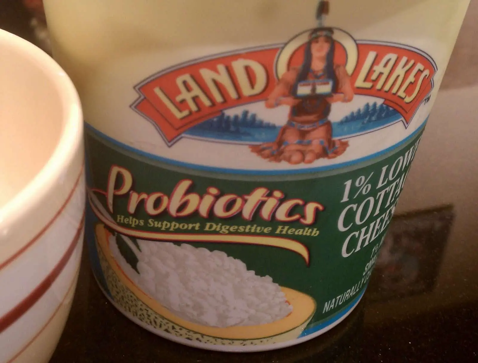 Probiotic cottage cheese